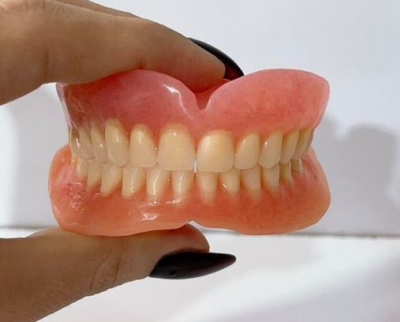 ساخت دندان مصنوعی کامل